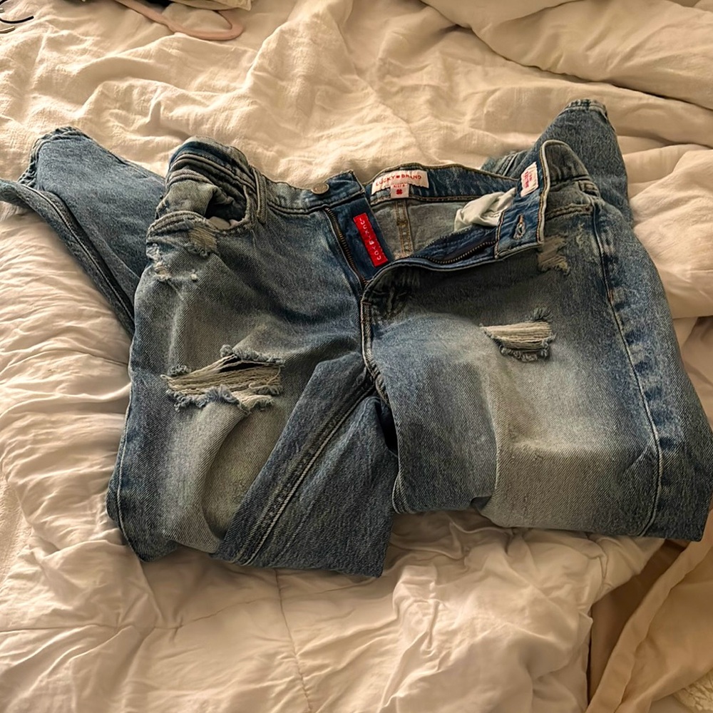 Lucky brand boyfriend Mid rise relaxed straight jeans